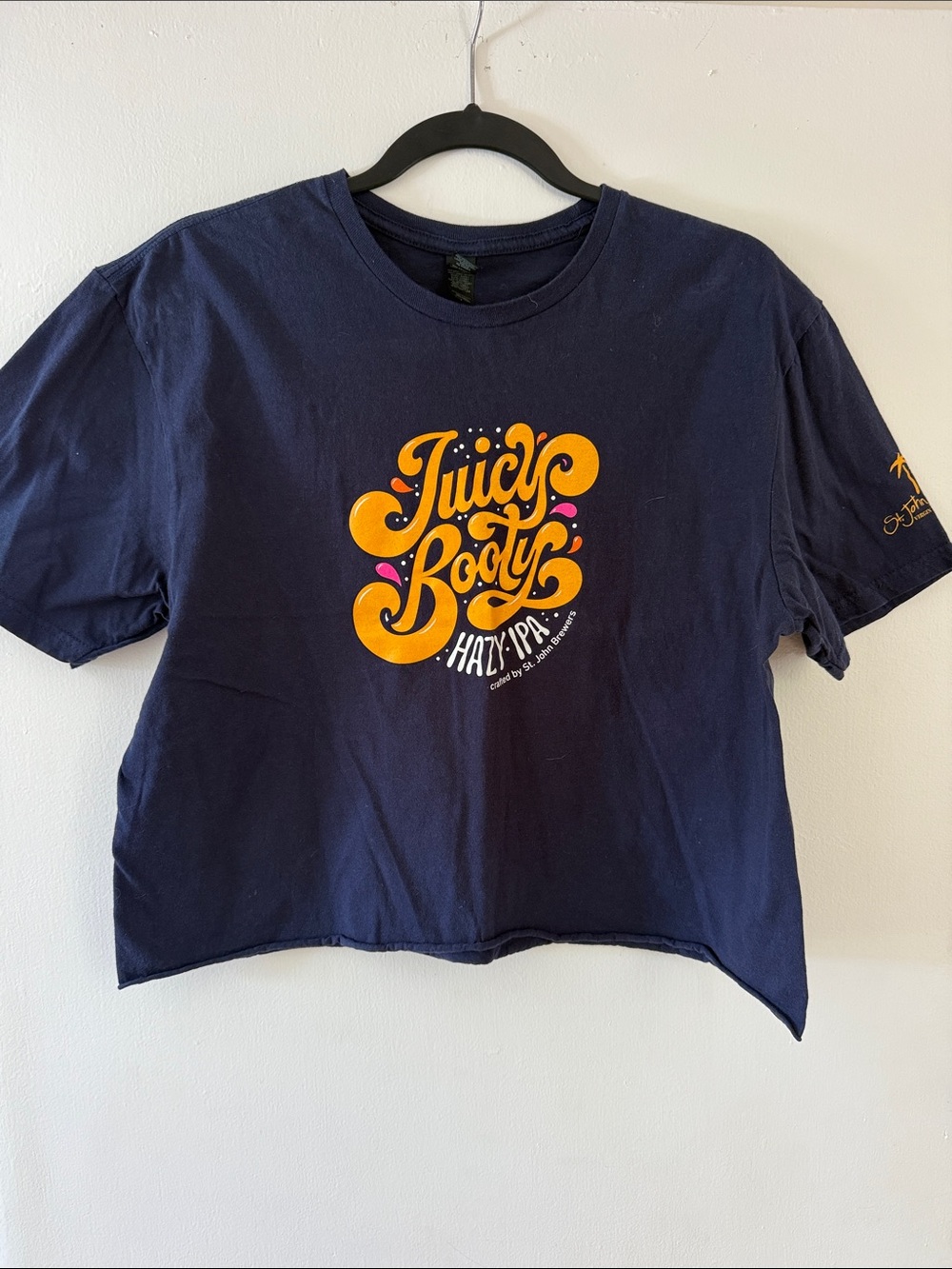 St. John Brewers Juicy Booty IPA Navy Graphic Short-Sleeve Crop Top